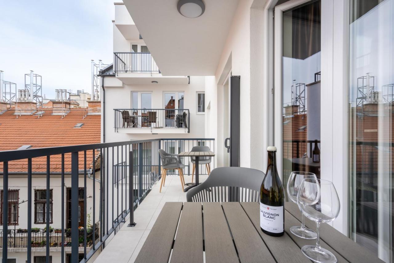 Rose Garden Apartments Budapest Værelse billede